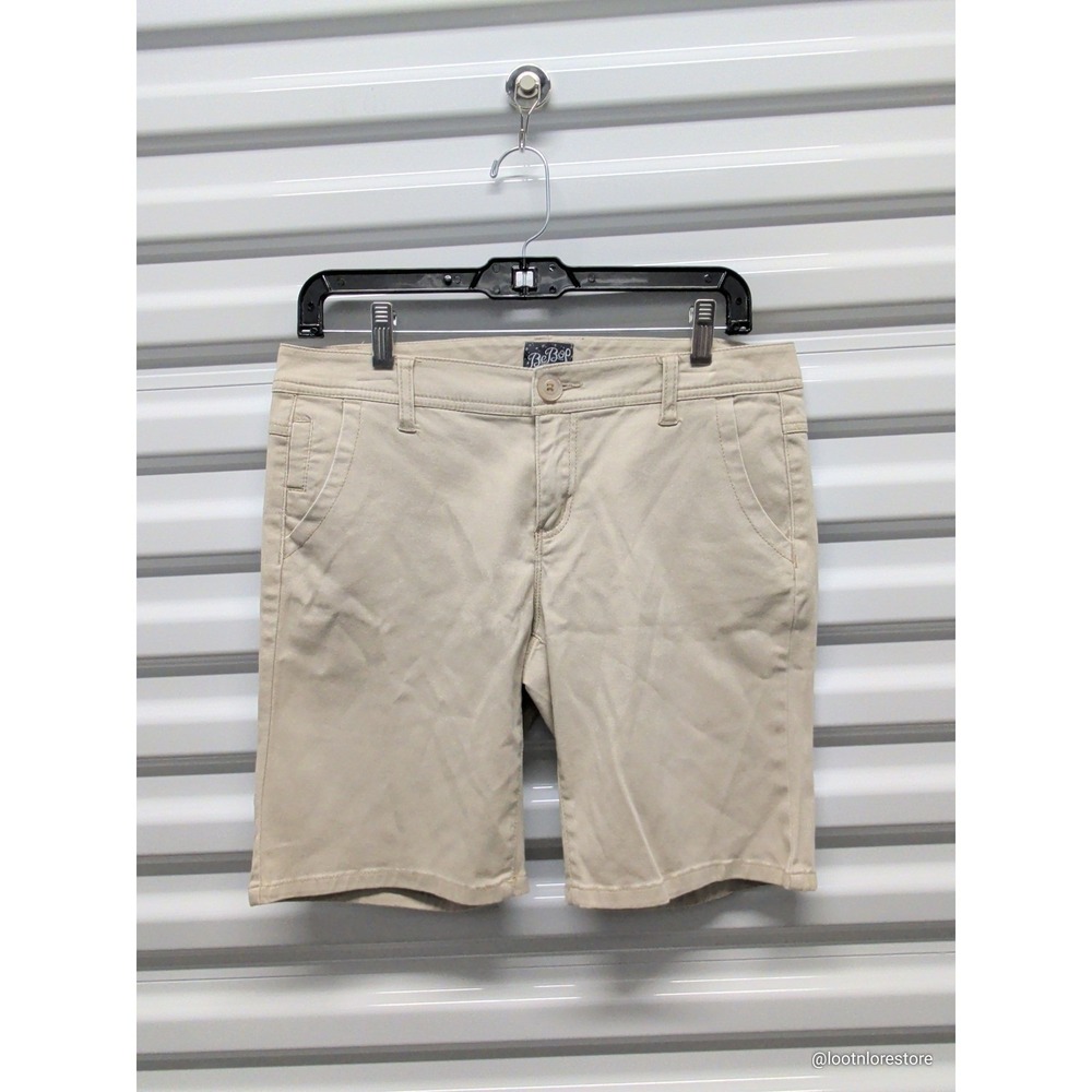BeBop Khaki Chino Shorts Size 9 Womens Tan Cotton Stretch Mid Length Casual